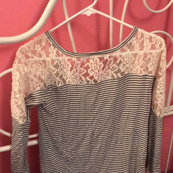 Shirt - Picture 2 of 4